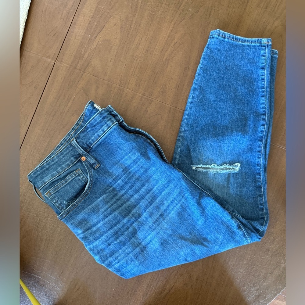 EUC Madewell Curvy High-Rise Distressed Skinny Crop Jeans SZ 34P (14-16)